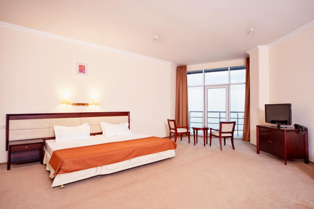 Bugaz Sea View Hotell Gribovka Exteriör bild