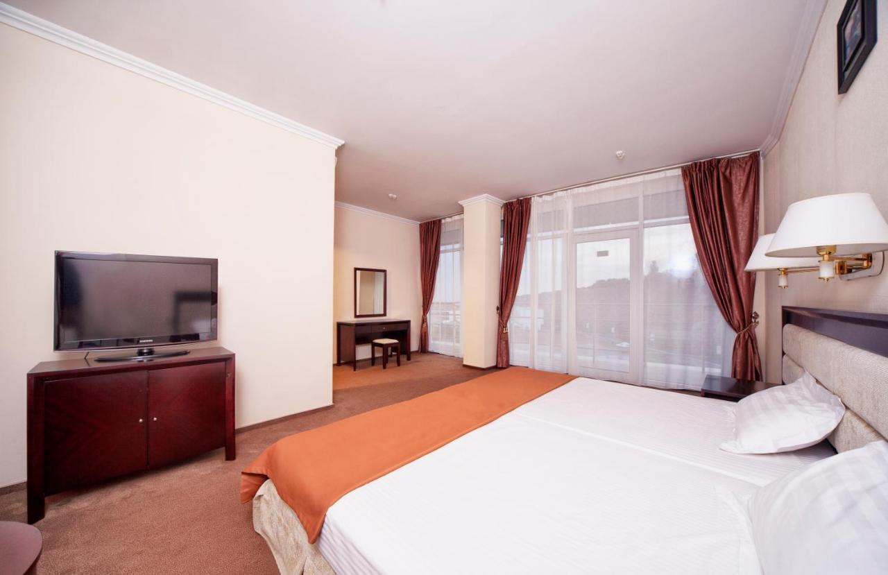 Bugaz Sea View Hotell Gribovka Exteriör bild