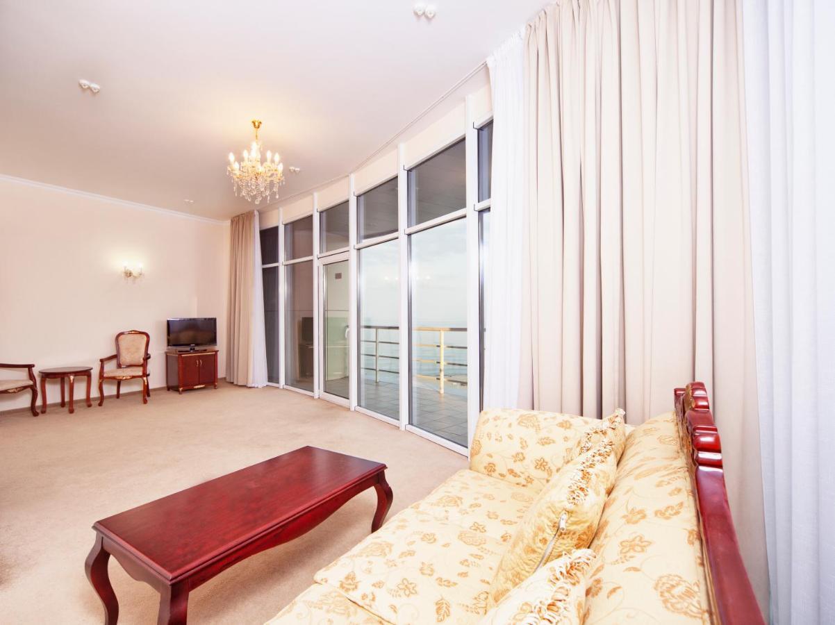 Bugaz Sea View Hotell Gribovka Exteriör bild